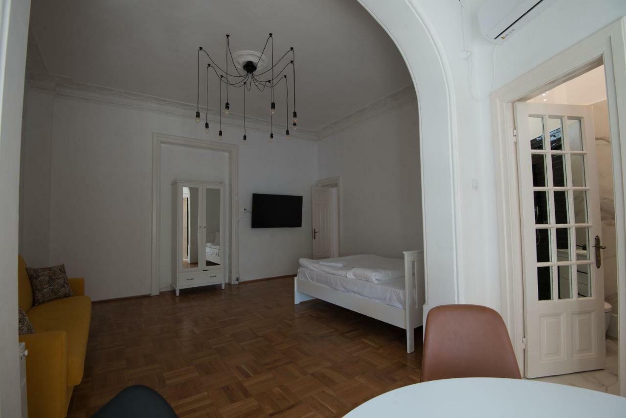 George Enescu Suites Bucharest Exterior photo